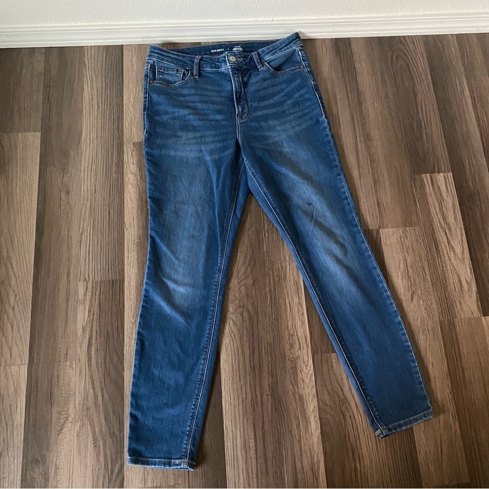 Old navy high rise super skinny women’s jeans size 8